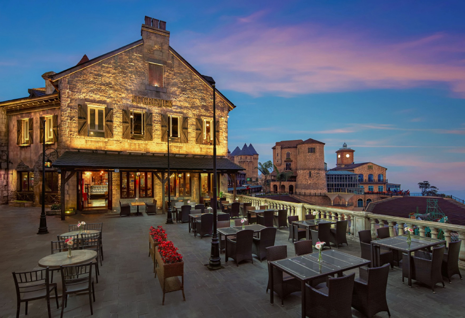 Mercure French Village Bana Hills Hotel (2)