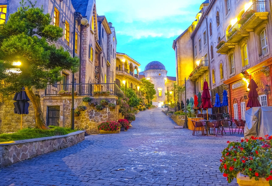 Ba Na Hills French Village